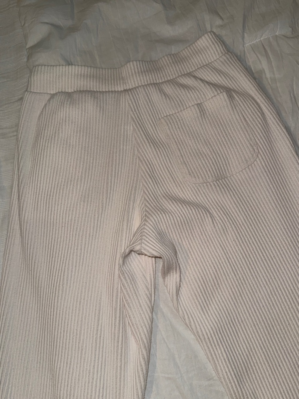 ALO Ribbed Drawstring Sweatpants - Light Beige - Picture 8 of 8